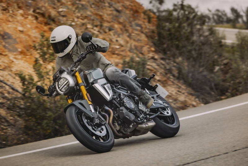 Suzuki-800-TT-T-2025-36