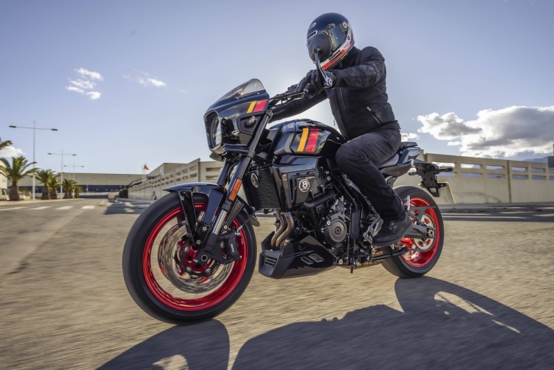 Suzuki-800-TT-T-2025-37