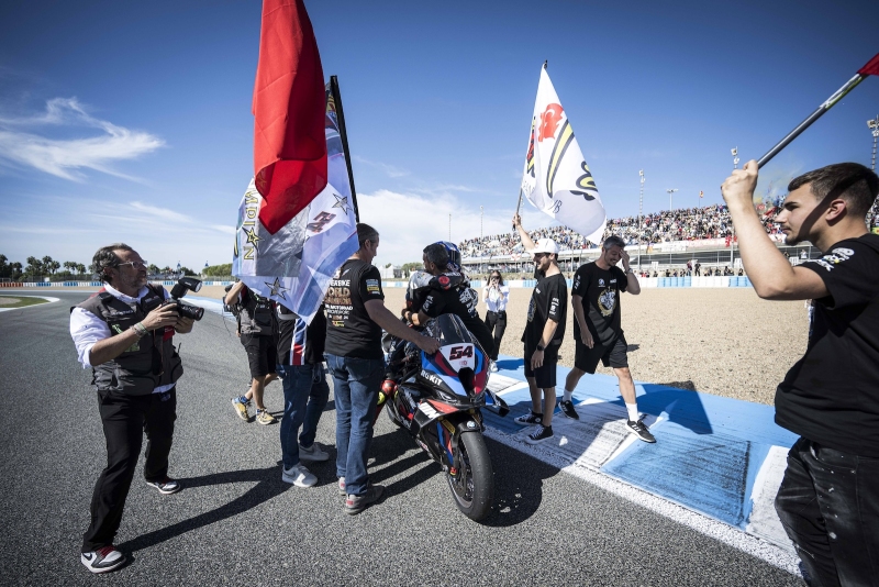 toprak-razgatlioglu-mistrz-swiata-wsbk-2024-jerez-hiszpania-fot-bmw-3