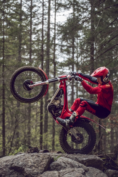 GasGas-Trial-TXT-2025-akcja-22