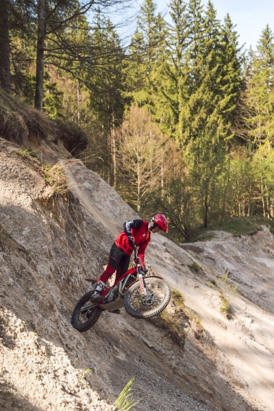 GasGas-Trial-TXT-2025-akcja-24