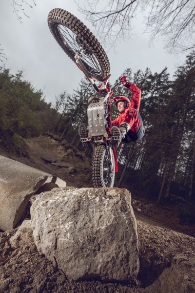 GasGas-Trial-TXT-2025-akcja-4