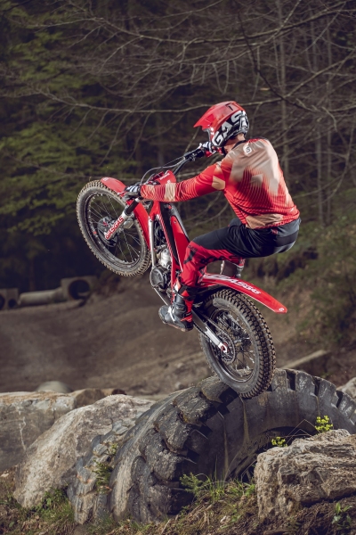GasGas-Trial-TXT-2025-akcja-5