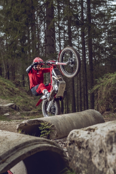 GasGas-Trial-TXT-2025-akcja-9