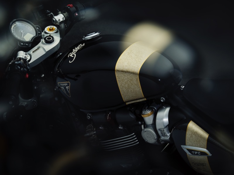 Triumph-Bonneville-Bobber-TFC-2025-9