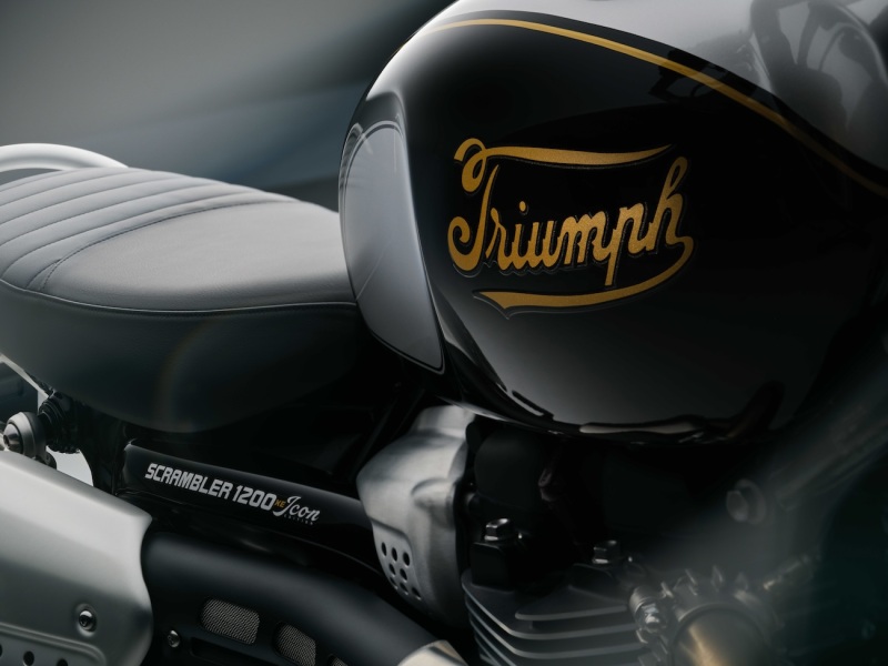 Triumph-Scrambler-1200-XE-2025-7-Icon-Edition