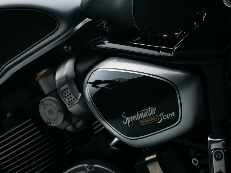 Triumph-Speed-Master-2025-2-Icon-Edition