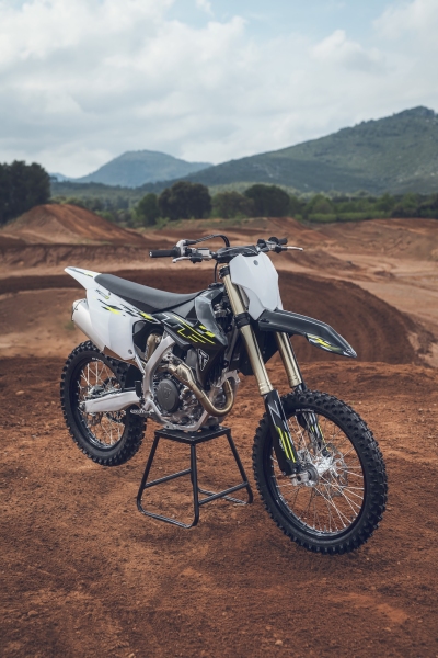 Triumph-TF-450-X-2026-detale-14