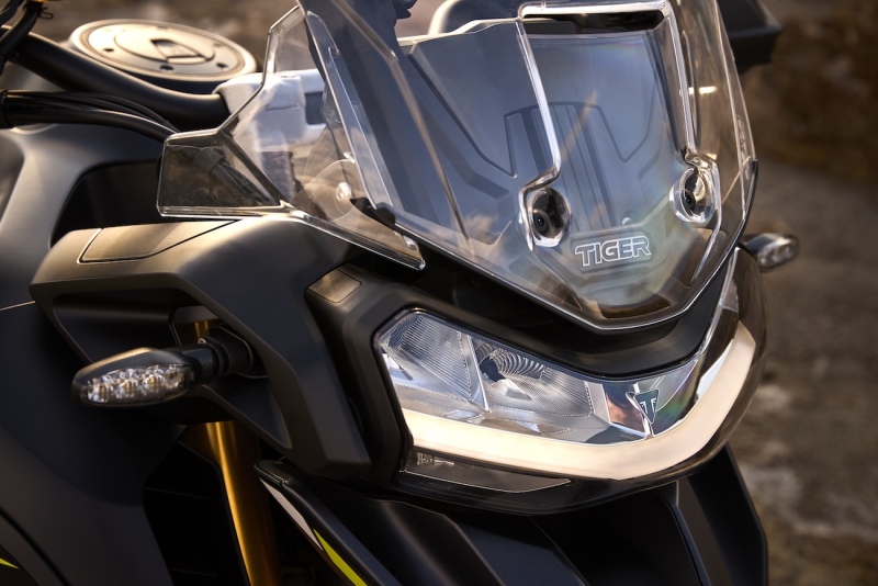 Triumph_Tiger_1200_Desert_Edition_MY26_CW4I1009_GE