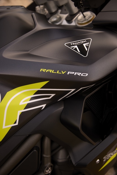 Triumph_Tiger_1200_Desert_Edition_MY26_CW4I1635_GE