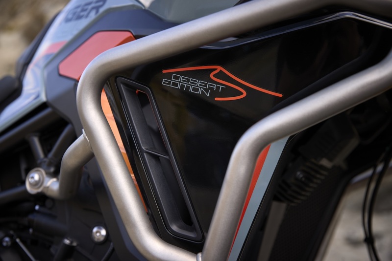 Triumph_Tiger_900_Desert_Edition_MY26_CW4I1360_GE