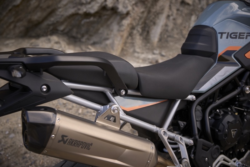 Triumph_Tiger_900_Desert_Edition_MY26_CW4I1396_GE