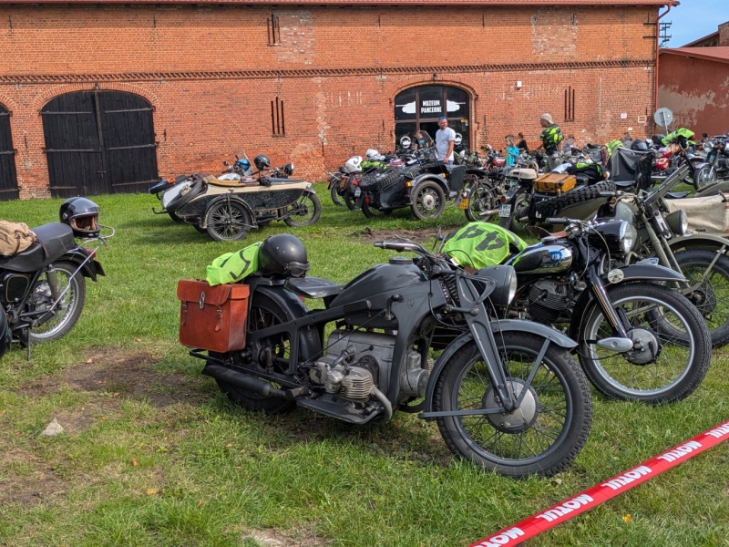 vii-rajd-baltycki-debki-playa-2025-mistrzostwa-polski-motocykli-zabytkowych-13