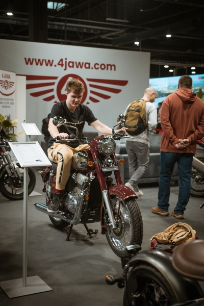 Warsaw-Motorcycle-Show-2024-fot-Michal-Farbiszewski-117