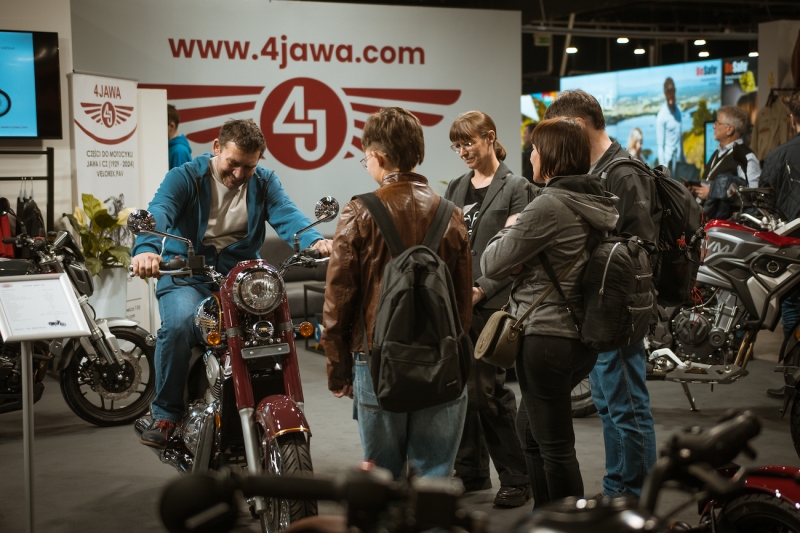 Warsaw-Motorcycle-Show-2024-fot-Michal-Farbiszewski-206