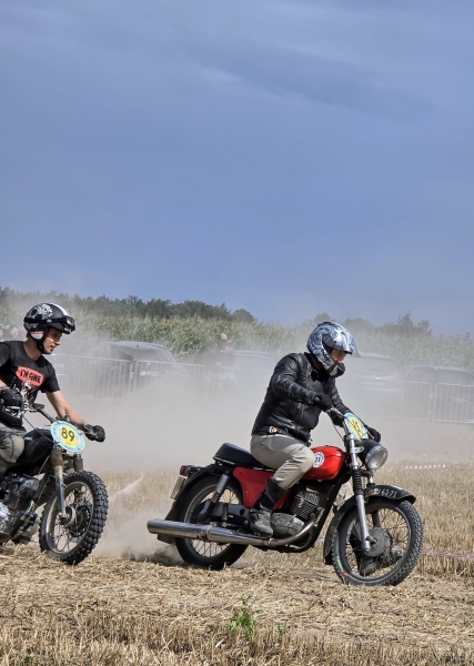 Cross-Country-Motocykli-Zabytkowych-i-Klasycznych-2025-26