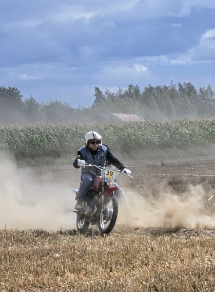Cross-Country-Motocykli-Zabytkowych-i-Klasycznych-2025-28