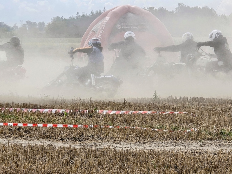 Cross-Country-Motocykli-Zabytkowych-i-Klasycznych-2025-37