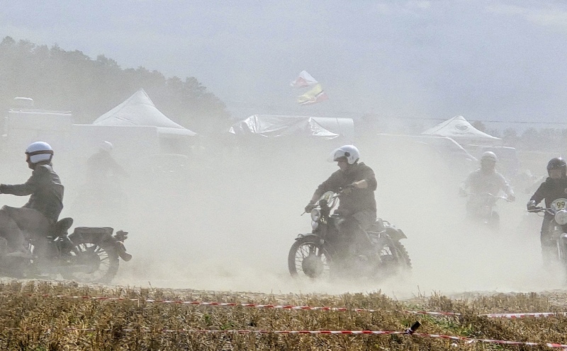 Cross-Country-Motocykli-Zabytkowych-i-Klasycznych-2025-38