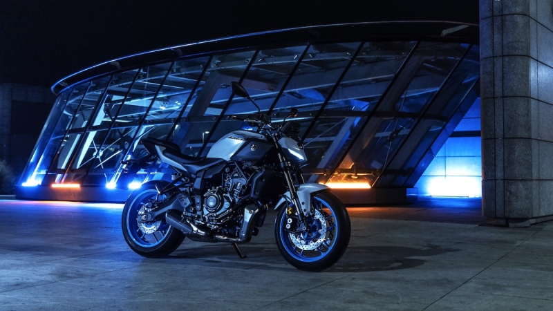 Yamaha-MT-07-2025-studio-11