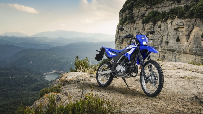 Yamaha-WR125R-2026-statyka-17