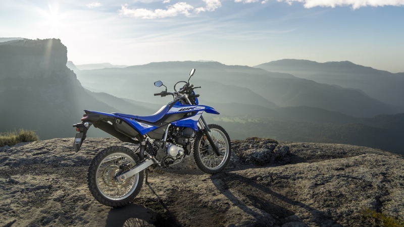 Yamaha-WR125R-2026-statyka-19
