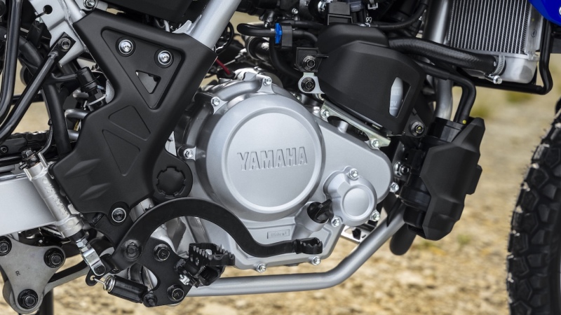 Yamaha-WR125R-2026-statyka-2