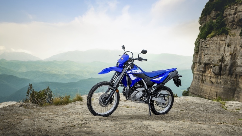 Yamaha-WR125R-2026-statyka-21