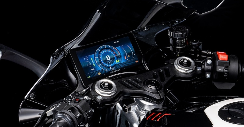 zontes-703-rr-studio-akcja-5