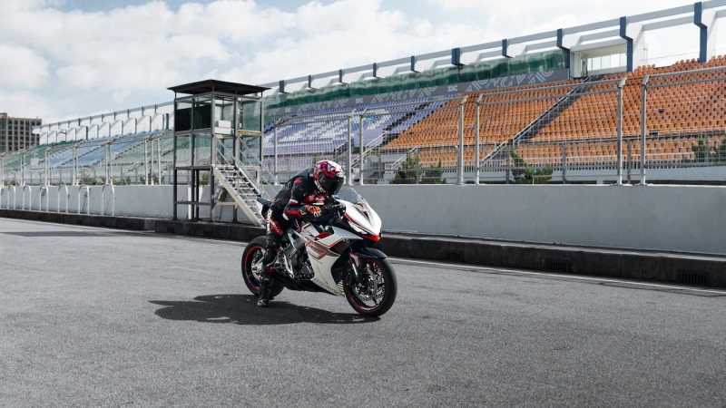 zontes-703-rr-studio-akcja-51