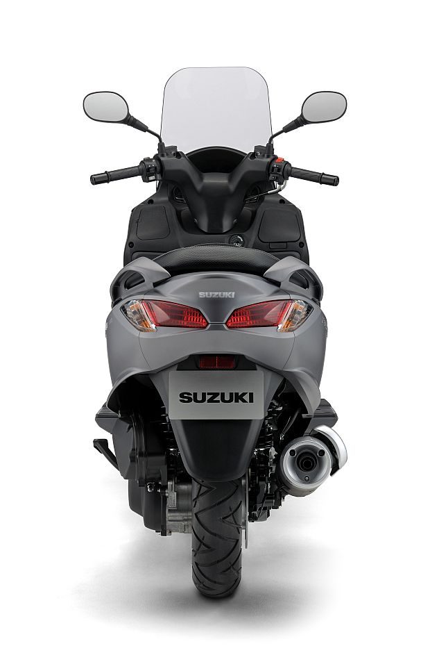 Nowości Suzuki: Skutery Burgman 200 Abs I 125 Abs [Zdjęcia] | Świat Motocykli