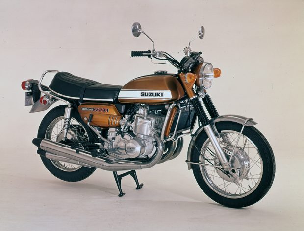 Suzuki ma oryginalne części do youngtimerów Świat Motocykli