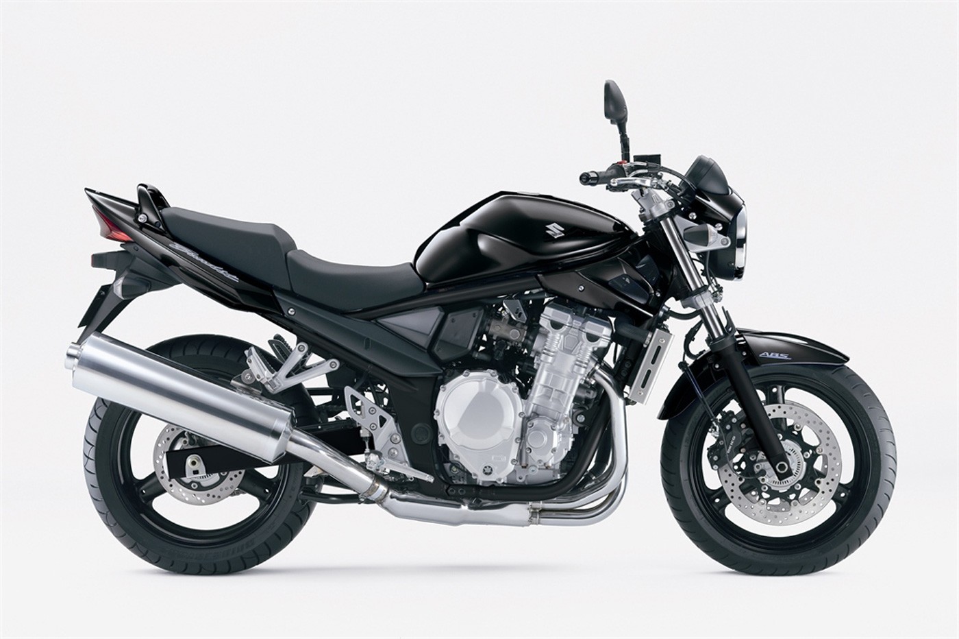 Suzuki Gsf 600/650 Bandit. Wszystko Co Chciałbyś Wiedzieć O Tym Modelu! | Świat Motocykli