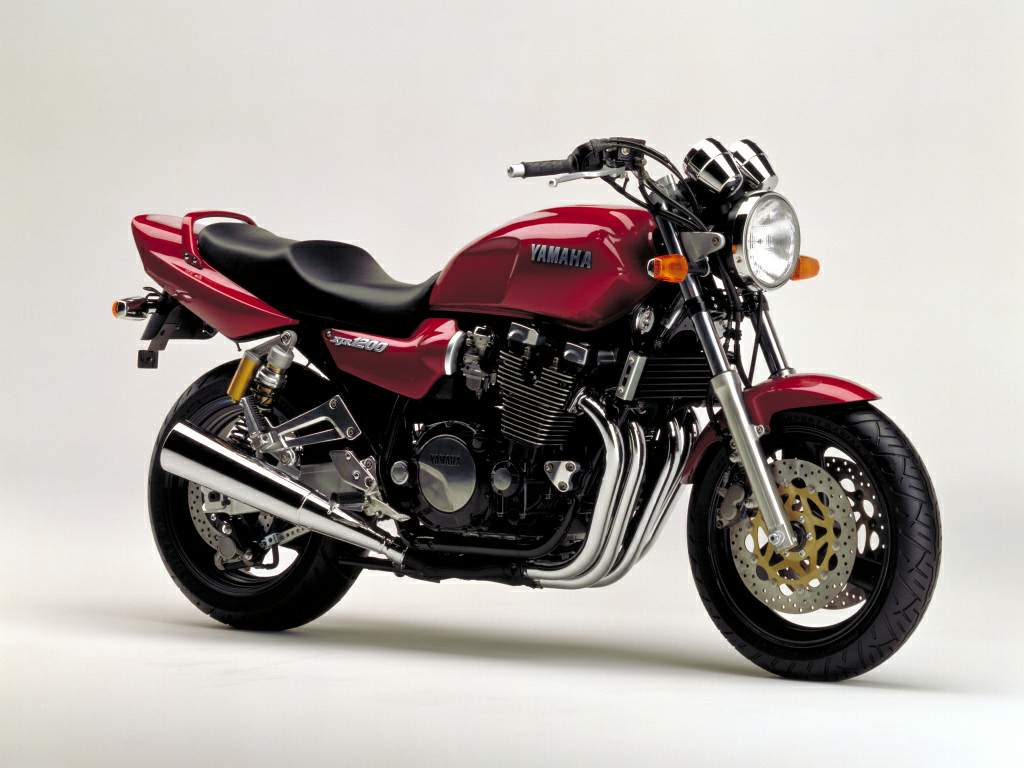 Yamaha XJR1200