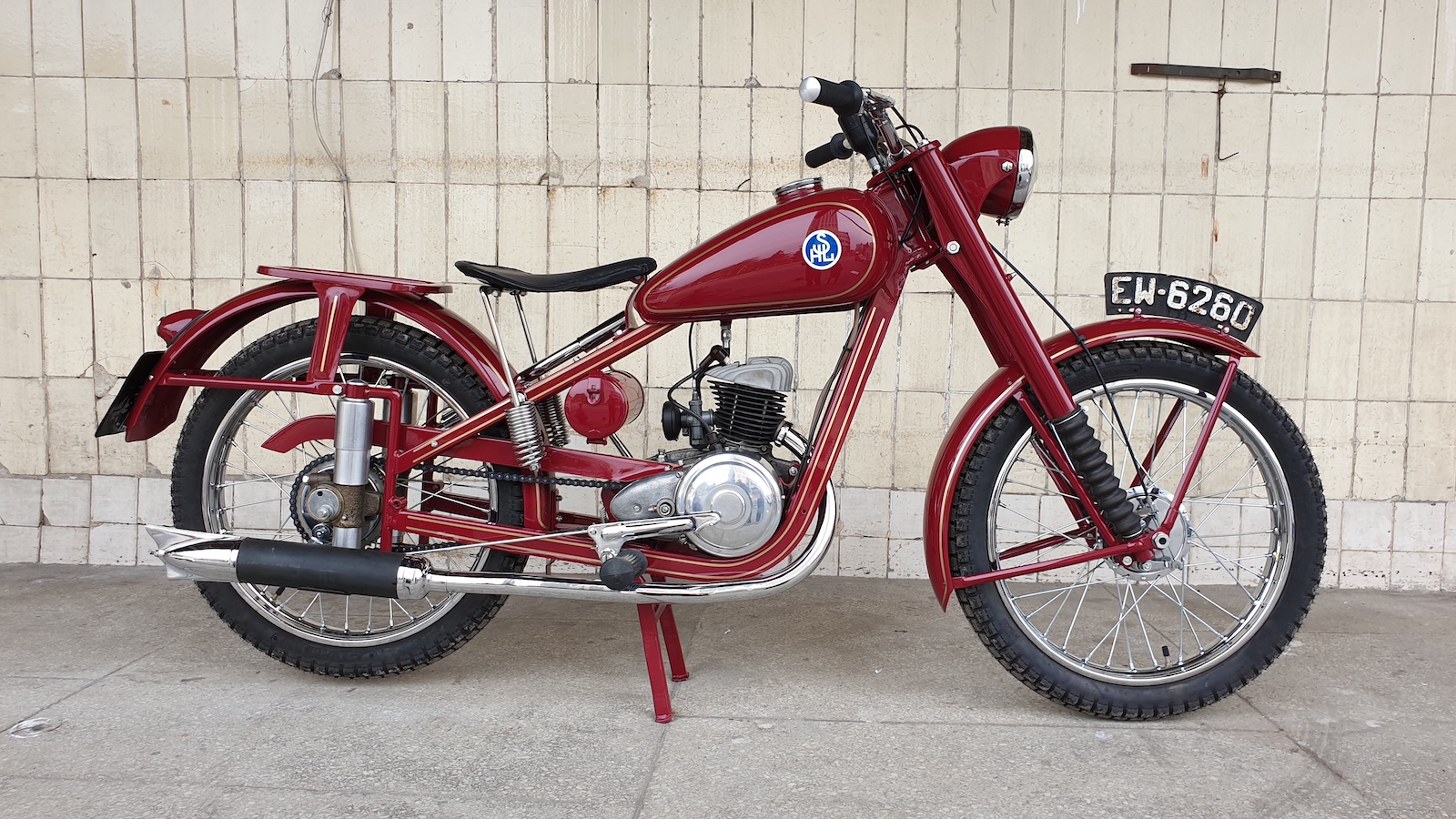 Poznaj historię motocykla SHL M 05R. Prawdziwy rarytas! | Świat Motocykli