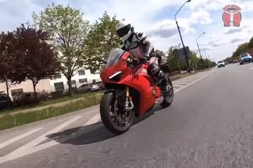 Ducati Panigale V4S. Motosapiens.pl