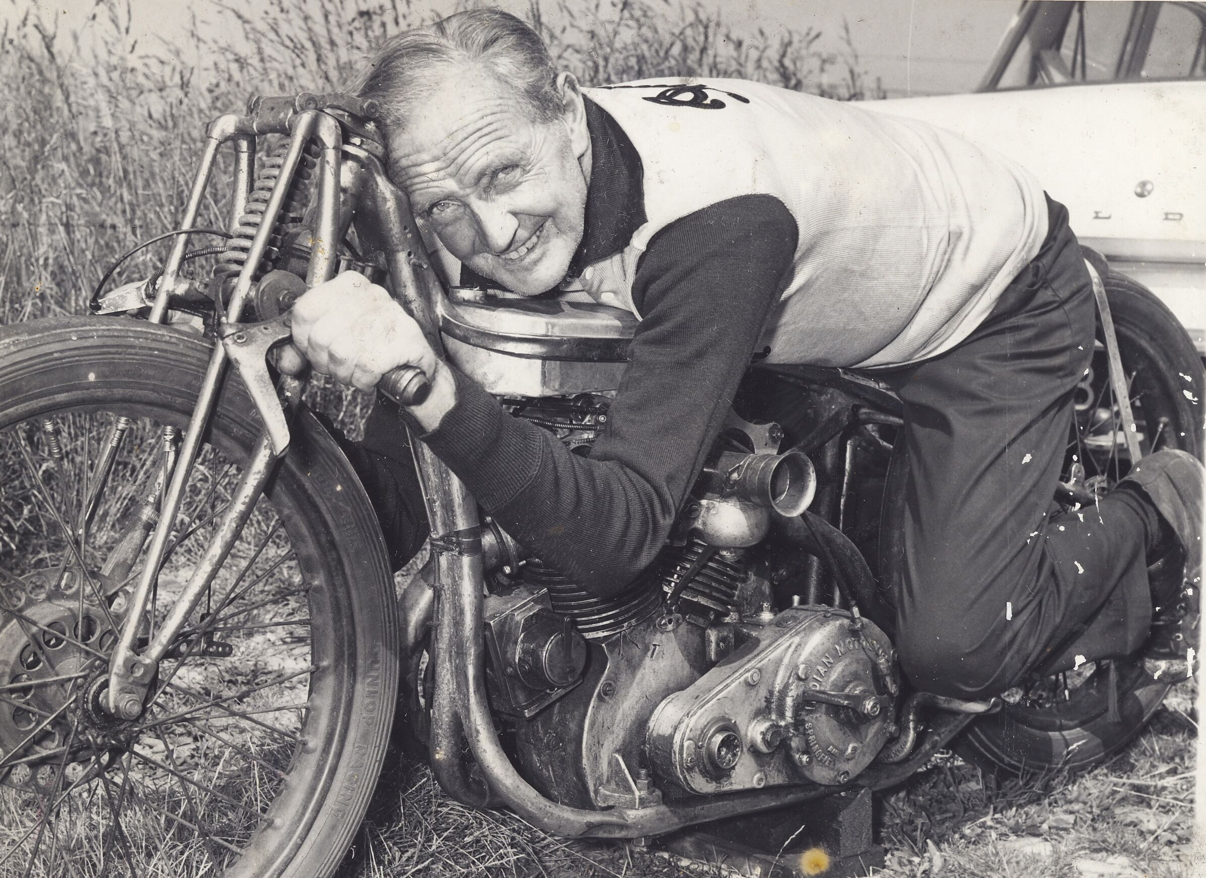 Burt Munro na swoim motocyklu