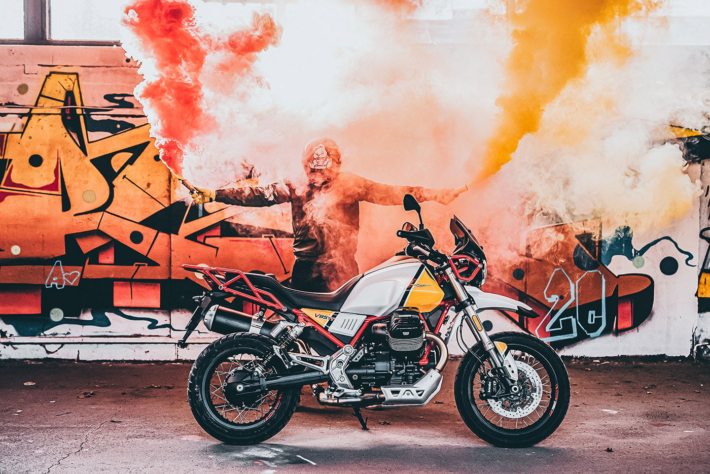 Moto Guzzi V85 TT 2021 delikatny lifting włoskiego hitu