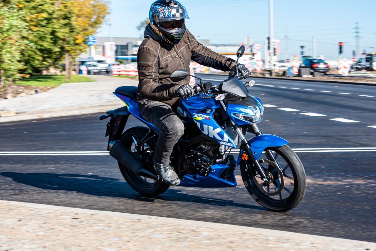 Testujemy Suzuki GSXS 125 z 2020 Świat Motocykli