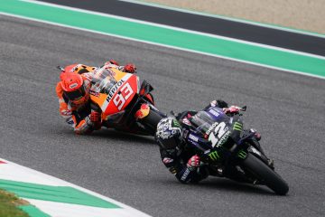 Maverick Vinales i Marc Marquez podczas rundy MotoGP o GP Włoch 2021 na Mugello