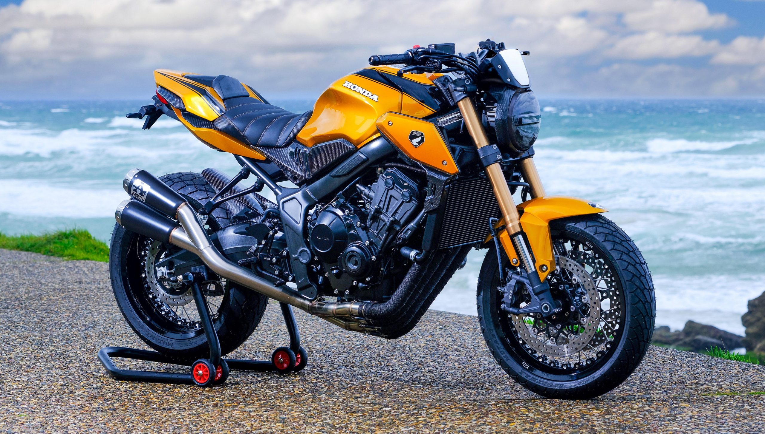 CB650R KarbOne EDITION by AZ Moto, France