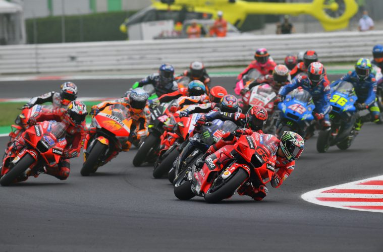 Start wyścigu MotoGP o GP Misano 2021