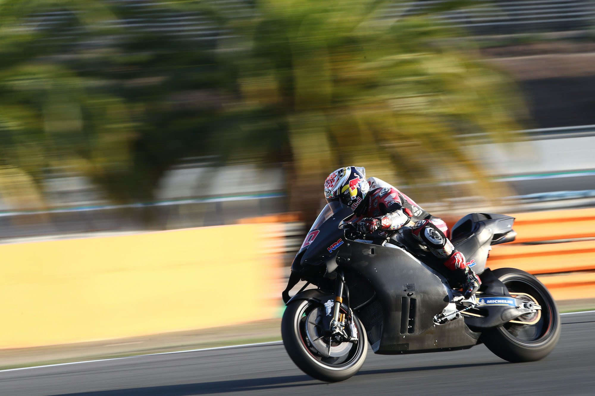 Takaaki Nakagami podczas testów MotoGP w Jerez w listopadzie 2021