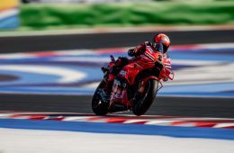 Pecco Bagnaia (Ducati Lenovo Team) podczas GP San Marino 2024 MotoGP na torze w Misano Adriatico