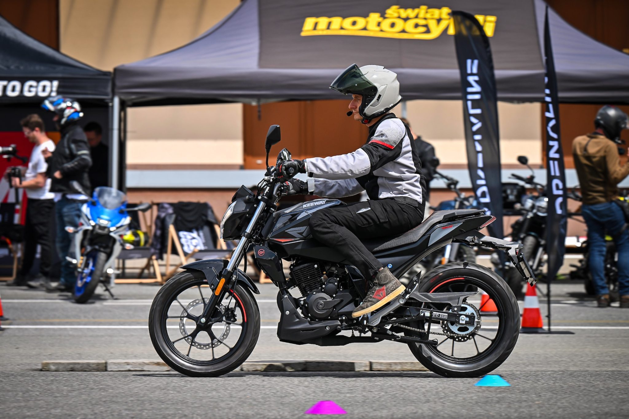 Custom 125 Cafe Racers Keeway 125 | Świat Motocykli
